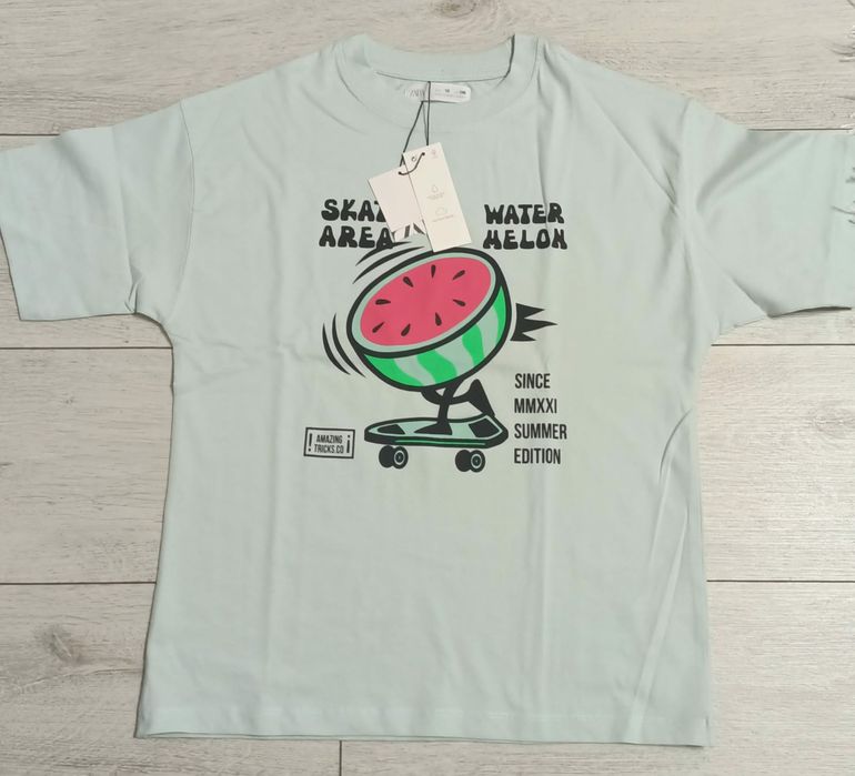 Tricou pentru fete Zara. Mărimea 10 ani, este nou