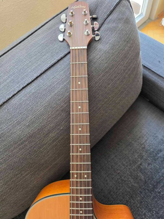 Акустична китара Walden Natura G570CE
