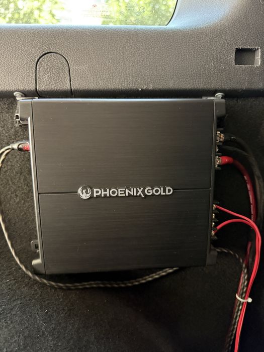 Pachet subwoofer auto / Amplificator Phoenix Gold Z150.2