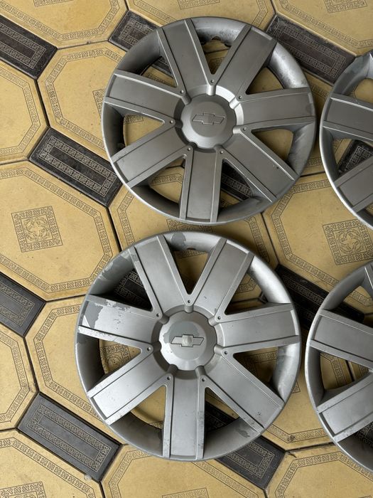 Колпак 15 размер 5000тенге