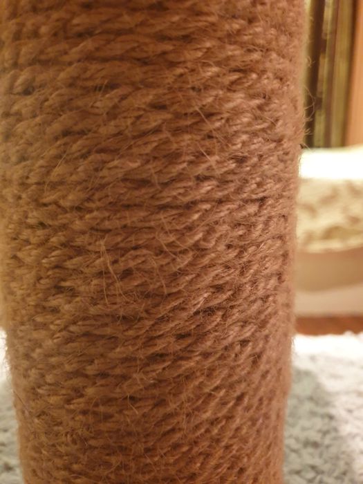 Дом для котов с когтеточек столбик