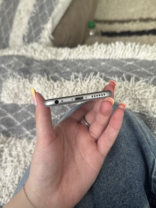 iPhone 6 S gb , СРОЧНО ПРОДАМ