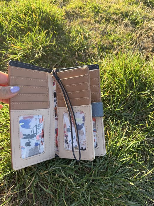 Голям портфейл Anekke