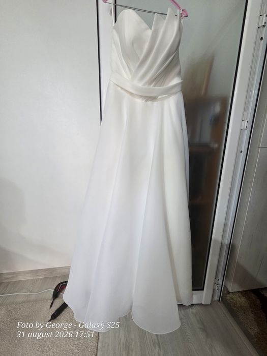 Rochie mireasa ca noua