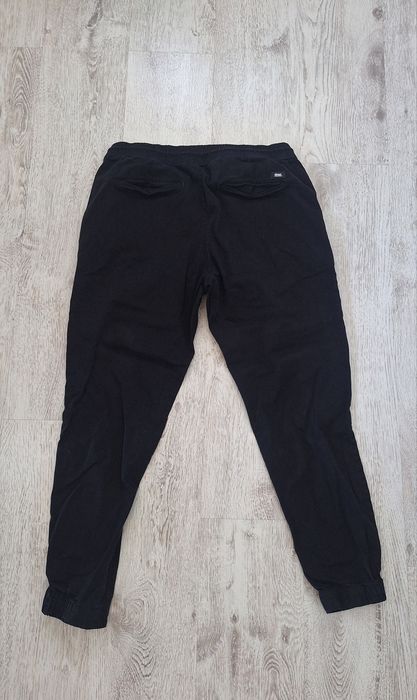 Дънки и панталони Zara