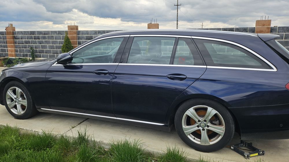 Ușă portiera mercedes e clas w213 stânga fata