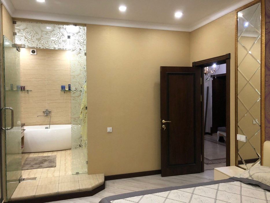 Сдам свою квартиру в районе ЦУМа