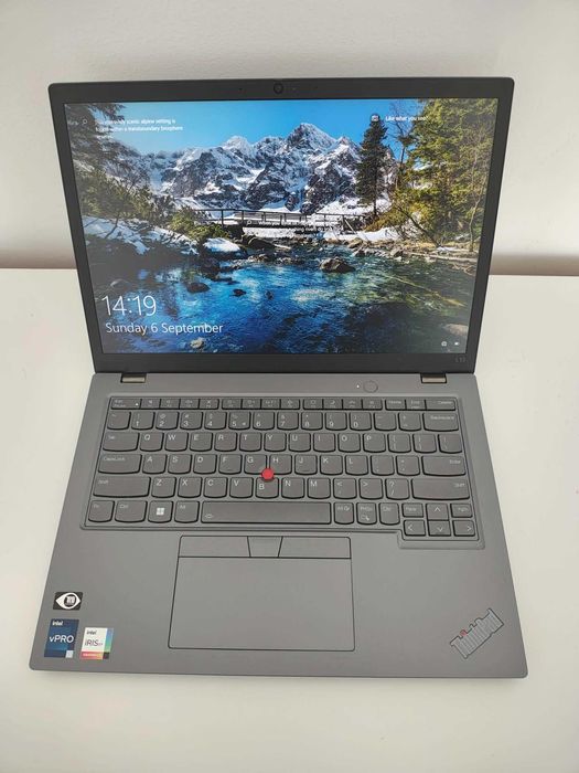 ThinkPad L13, i5, 16GB, 256SSD, impecabil, mic defect