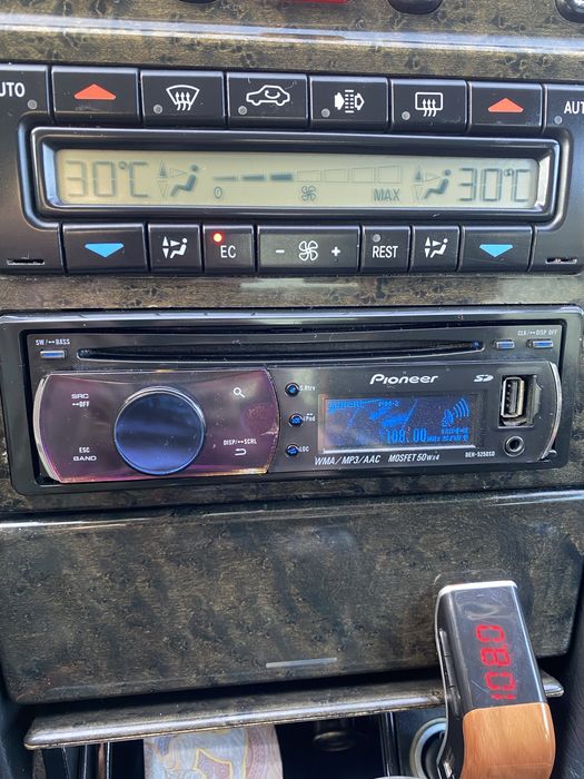 Пионер дельфин DEH5250SD