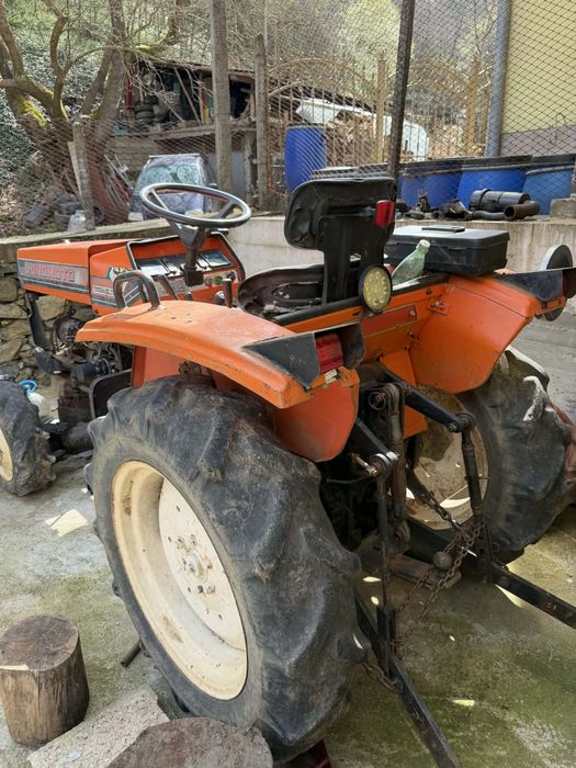 Трактор Hinomoto