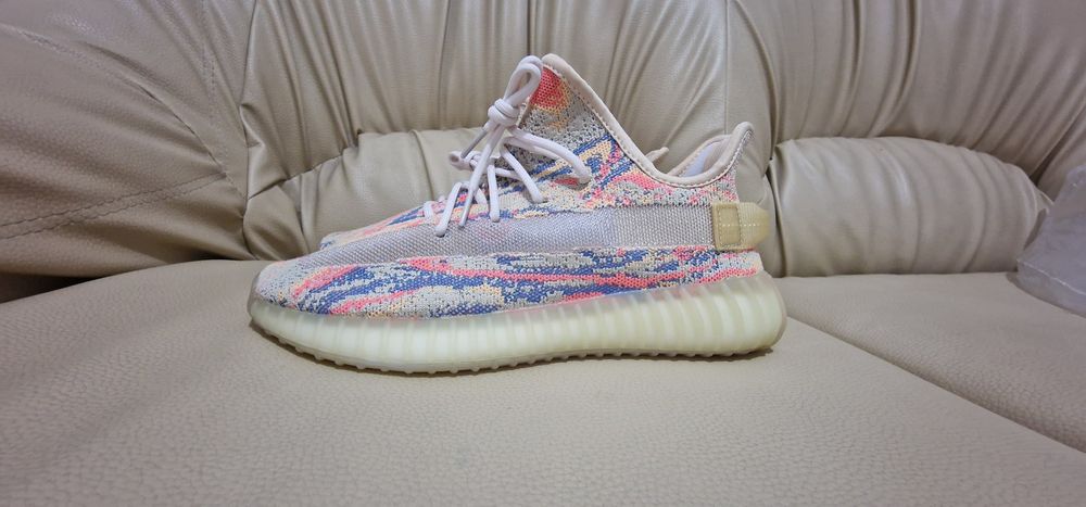 Yeezy.  MX   OAT
