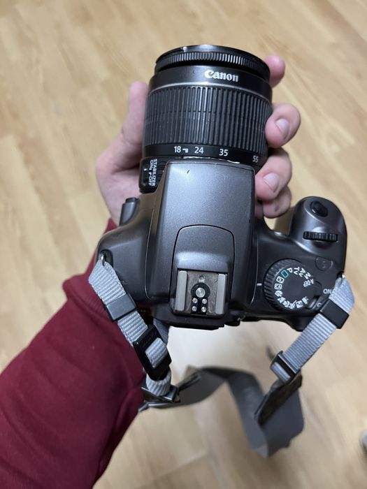 Canon 1100 D Отличном состояние