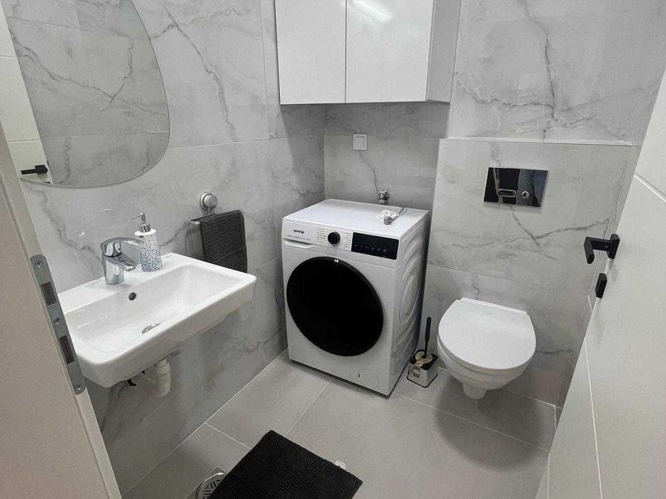 Дава се под наем Двустаен апартамент в Бургас, Славейков - 56 кв.м за 229.5 € - Снимка #3