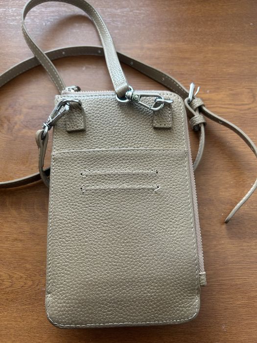 Продается сумка через плечо