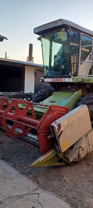Claas Dominator 130 kombayn  2015 yil a'lo holatda