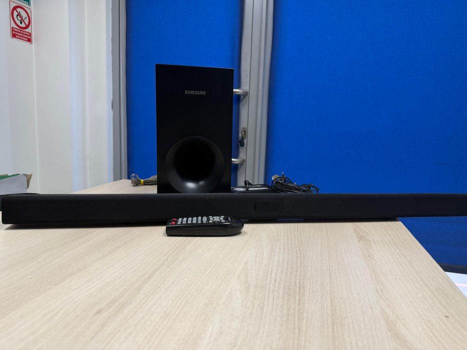 Soundbar Samsung HW-F355  Aspect 9/10 Putere 120w