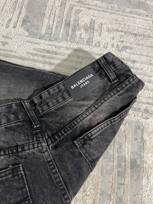 Balenciaga Lost Tape Size M