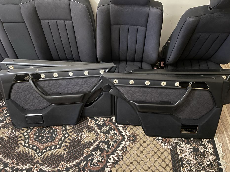 Салон ёлка черный w124