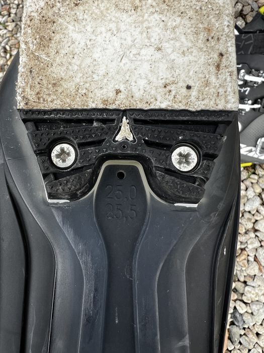 Clapari schi Atomic Fischer Rossignol 25-25,5