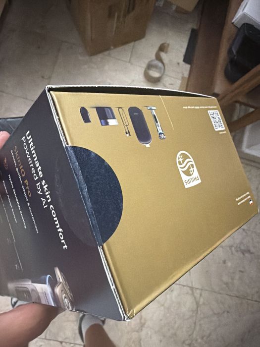 Aparat de barbierit Philips shaver i9000 prestige ultra xp9404 nou sigilat