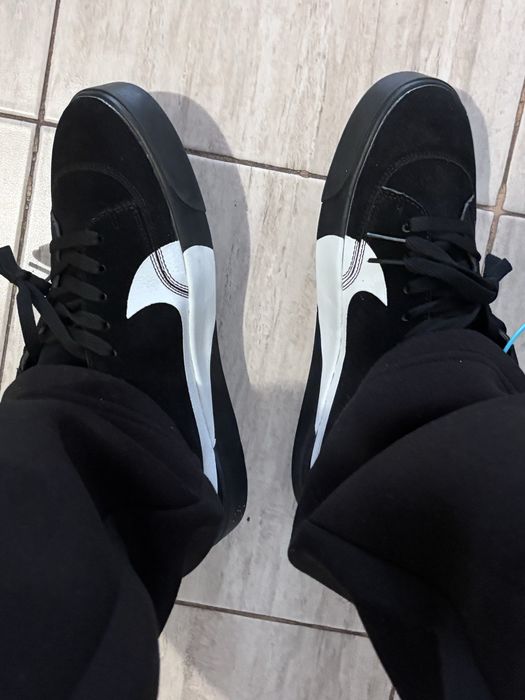Nike blazer low city
