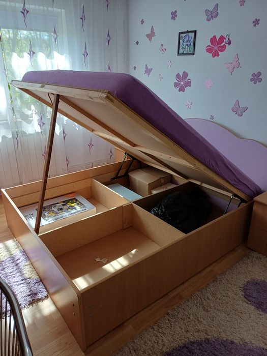 Mobilier dormitor complet-pat, saltea, sifonier, birou,comoda,noptiera
