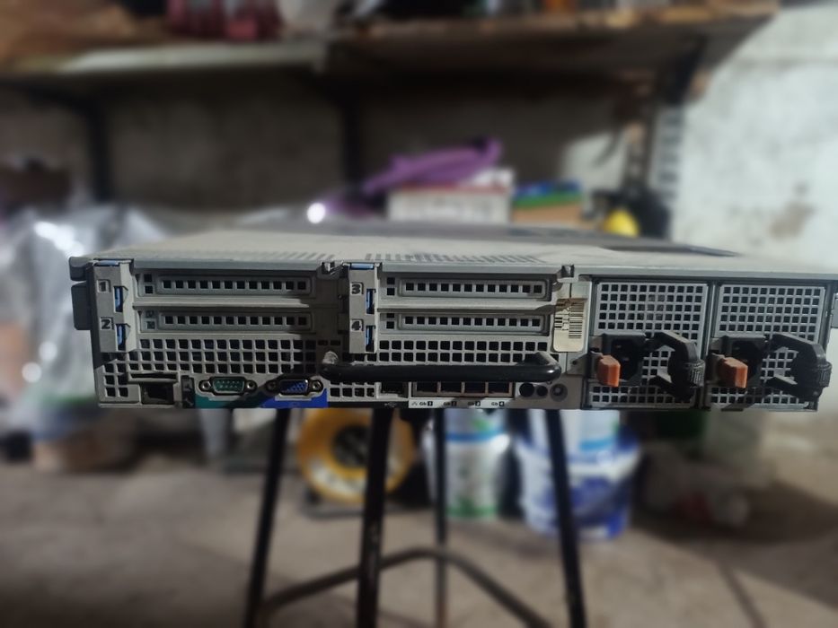 Сервер DEEL R710