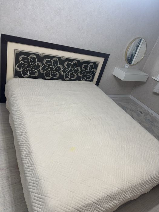 Продается кровать и комод