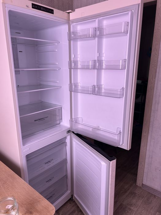Продам холодильник LG GA-B429SECZ
