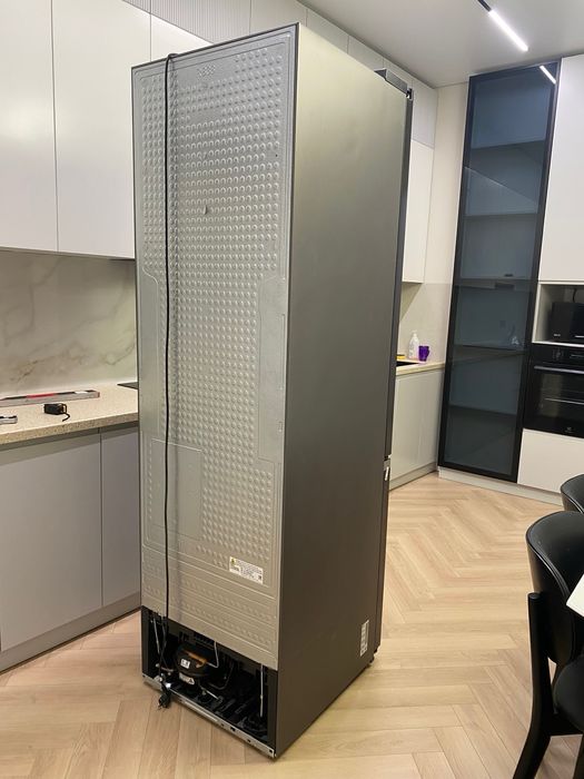 Холодильник SAMSUNG