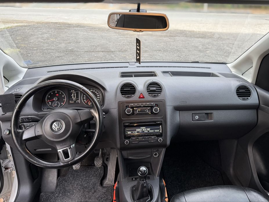 Volkswagen Caddy 1.2 TSI , 2012, Euro 5, 109 к.с., 5 места