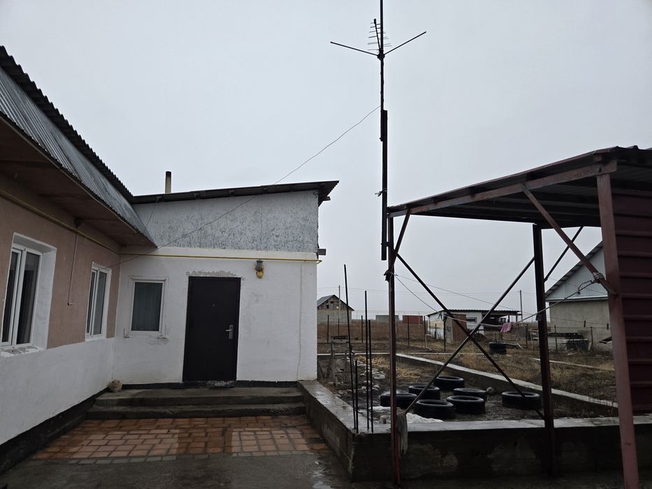 Продам дом в посёлке Еламан ,Талгарский район