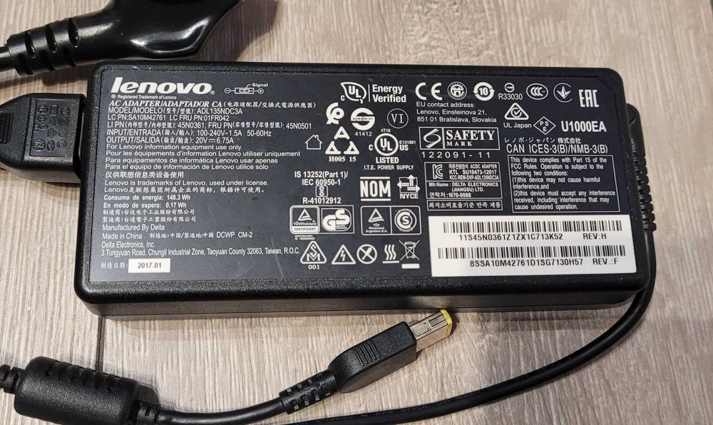 Incarcator original Lenovo 135W (20V, 6.75A)