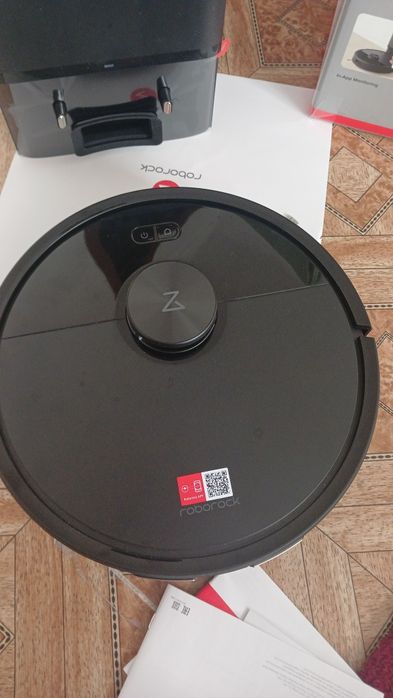 Робот - пылысос 1