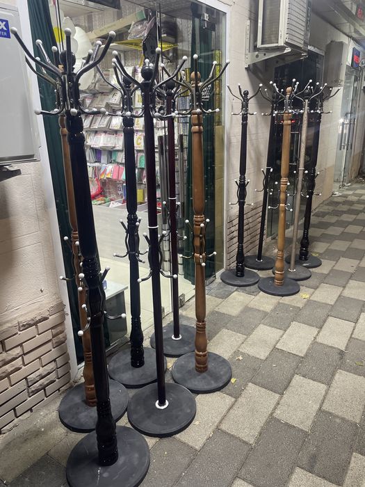 Вешалка металичиски качистивни офис килиника школа пайдёт