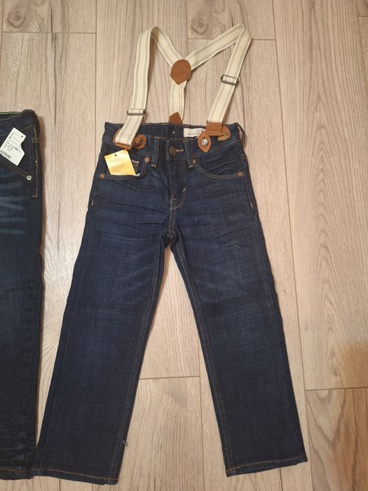Blugi H&M,noi,cu etichetă, 3-4 ani