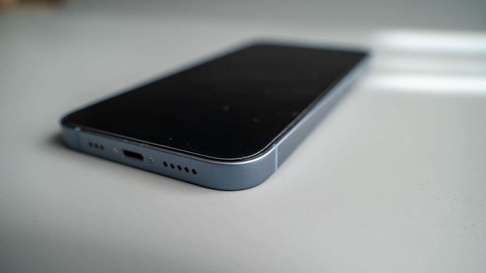 iPhone 14 128GB 100% battery