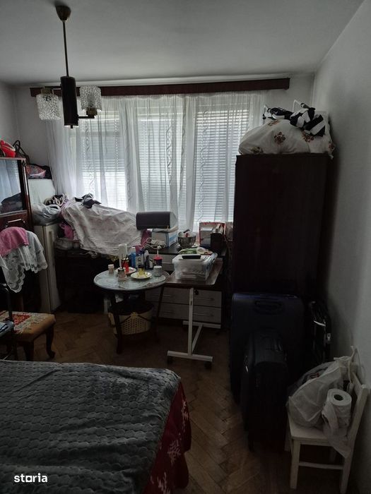 Vand apartament 3 camere Slobozia , Ialomita , central 3/4,2balcoane