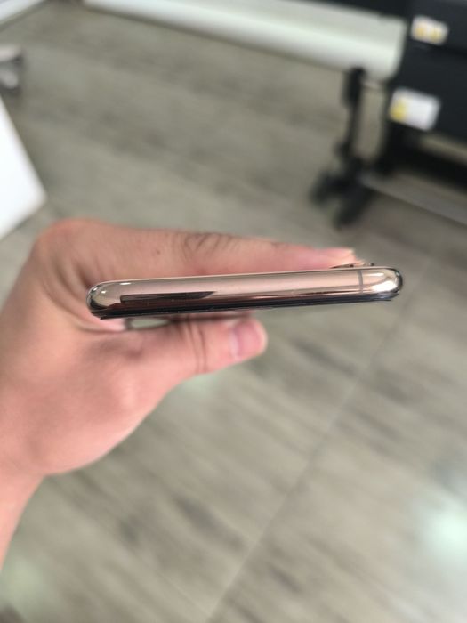 Iphone xs max ..