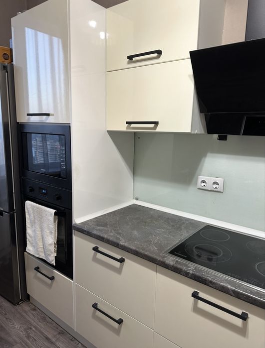 Продам кухню , в хорошем состояние