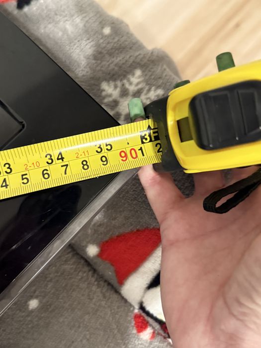 Telebizor diagonala 90 + suport pentru perete