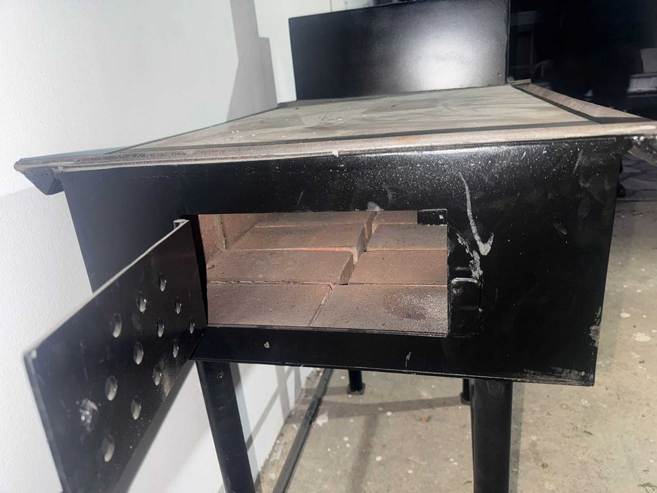 Vand 2 Plite profesionale noi plus o Masina de salat vase HORECA