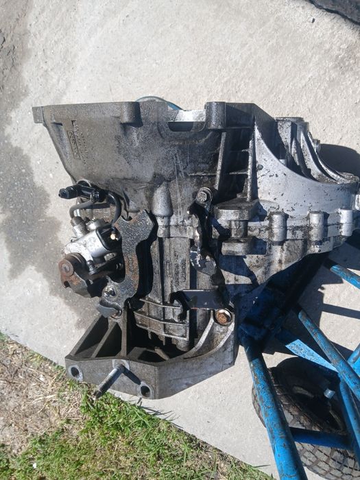 Cutie viteze ford transit 2.2 hdi 5 sau 6 trepte euro 4