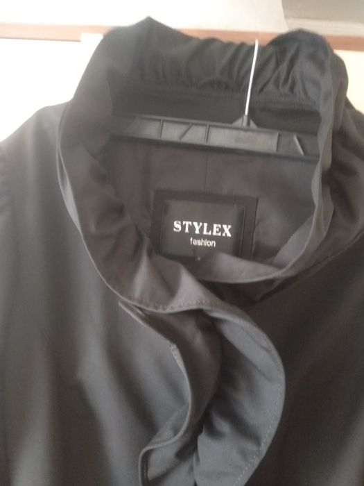 Продам плащ на весну, осень