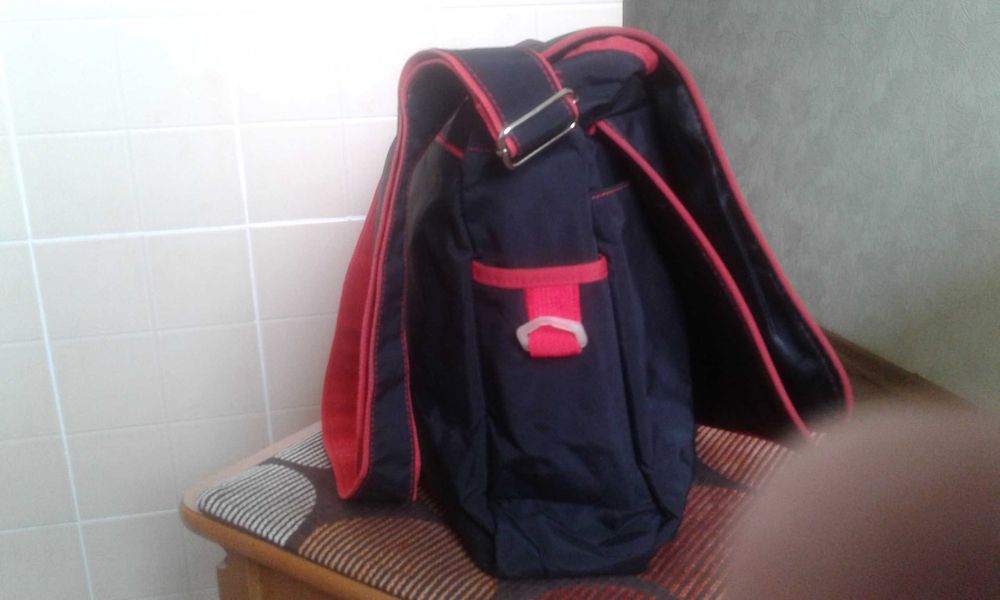 Сумки  новые стильные