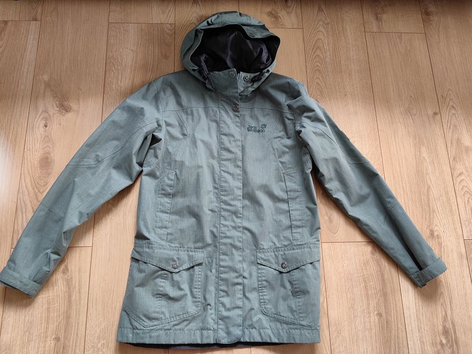 Vând geaca damă Jack Wolfskin