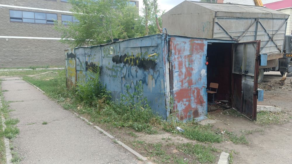 Продам гараж  Срочно