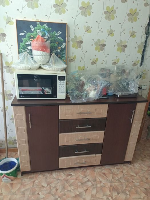 Продаётся спальный гарнитур