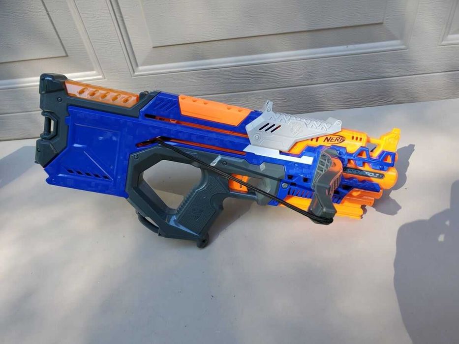 Pusca Nerf N-strike Elite Crossbolt ARBALETA