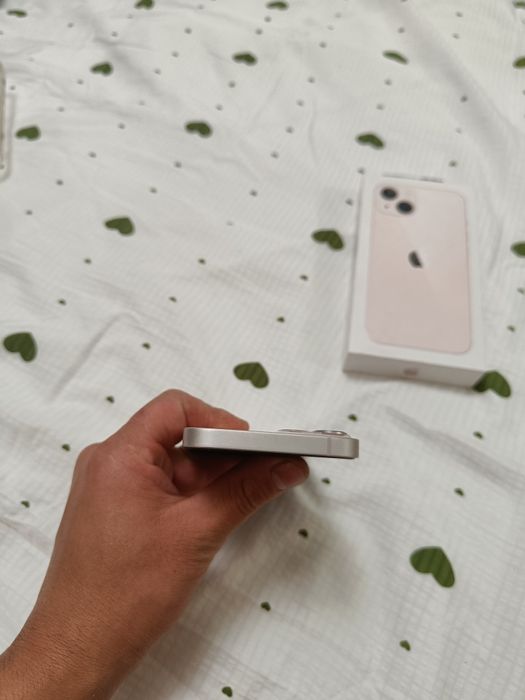 Продается iPhone 13